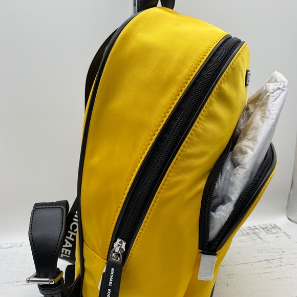 Michae Kors Sports LRG Backpack - Picture 3 of 6